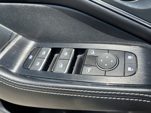 Certified 2023 Nissan Rogue Platinum AWD/4WD image 11