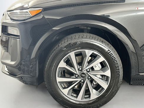 New 2027 Audi Q6 e-tron Premium Plus AWD/4WD image 11