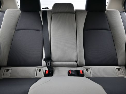 Used 2024 Toyota Corolla LE FWD image 15