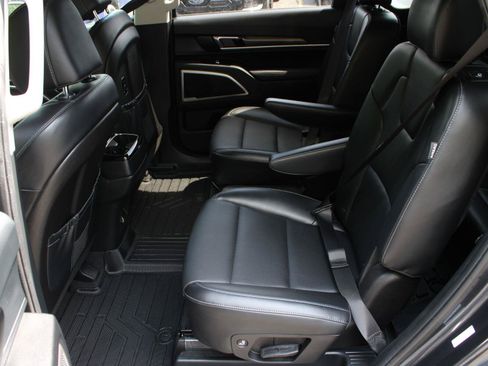 Used 2024 Kia Telluride S w/ S Sunroof Package AWD/4WD image 17