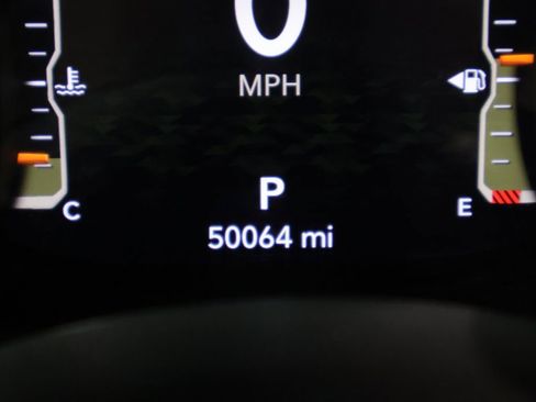 Used 2022 Jeep Gladiator Mojave w/ Cold Weather Group image 37