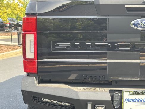 Used 2021 Ford F250 Lariat w/ Lariat Ultimate Package AWD/4WD image 78