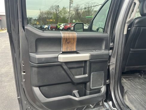 Used 2018 Ford F150 Lariat AWD/4WD image 34