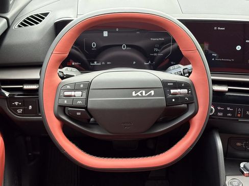 New 2026 Kia Sportage SX FWD image 32