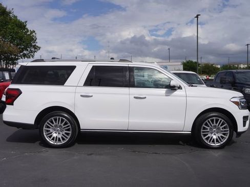 Used 2024 Ford Expedition Max Limited image 5