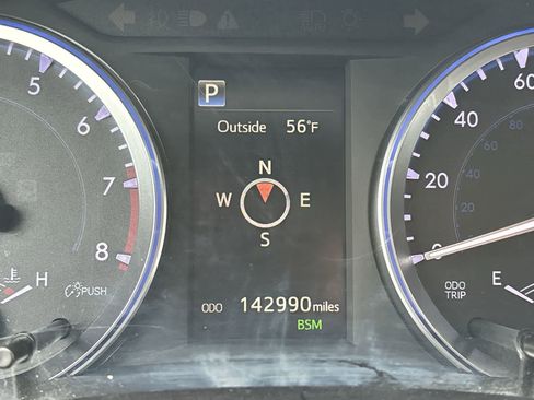 Used 2017 Toyota Highlander SE image 14