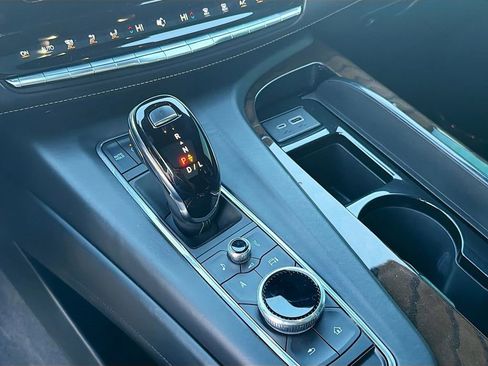 Certified 2023 Cadillac Escalade ESV Sport Platinum w/ LPO, ONYX Package image 17