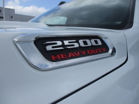 Used 2024 RAM 2500 Big Horn w/ Bed Utility Group image 12