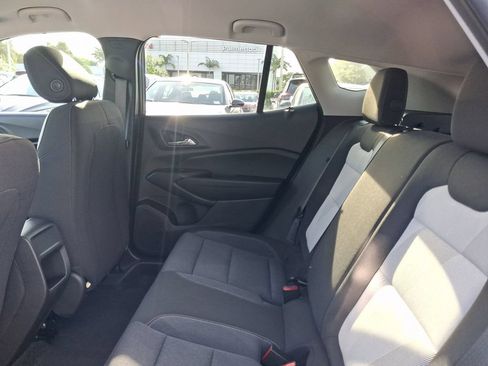 Used 2025 Chevrolet Trax LS FWD image 8