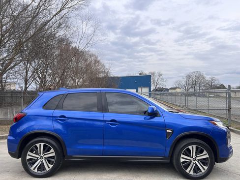 Used 2020 Mitsubishi Outlander Sport ES image 4