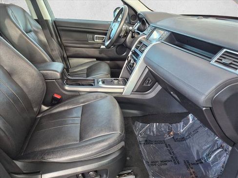Used 2018 Land Rover Discovery Sport HSE AWD/4WD image 21