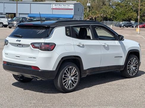 Used 2022 Jeep Compass Limited w/ Elite Group image 5