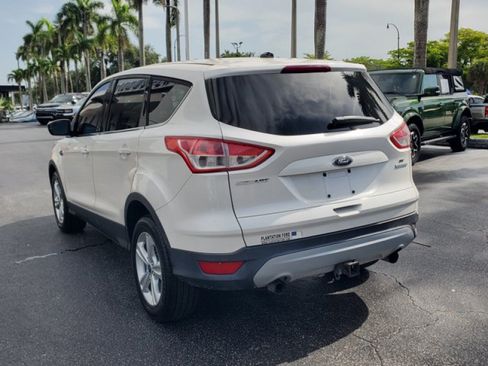 Used 2013 Ford Escape SE w/ Class II Trailer Tow Pkg FWD image 5