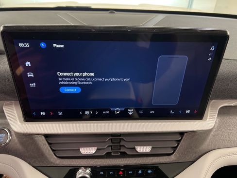 New 2026 Ford Explorer Platinum w/ LUX Leather Package image 11