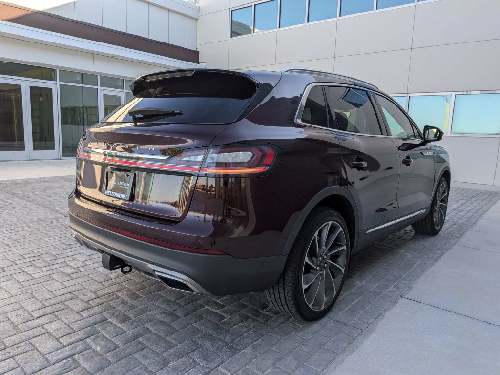 Used 2023 Lincoln Nautilus Reserve w/ Equipment Group 202A AWD/4WD image 5