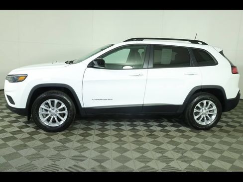 Used 2022 Jeep Cherokee Latitude Lux AWD/4WD image 16