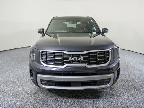 Used 2025 Kia Telluride SX Prestige AWD/4WD image 2