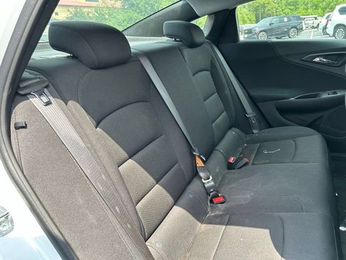 Used 2023 Chevrolet Malibu LS FWD image 28
