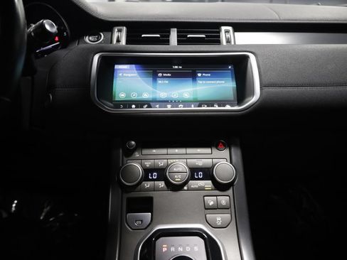 Used 2018 Land Rover Range Rover Evoque SE AWD/4WD image 29
