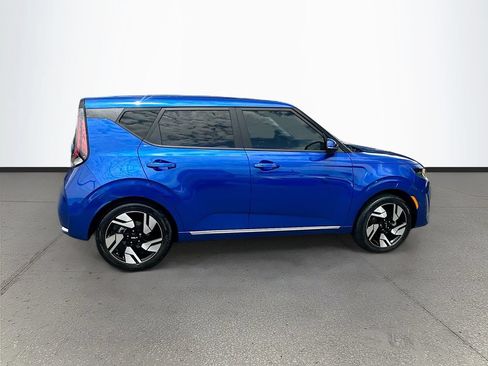 Used 2024 Kia Soul GT-Line FWD image 8