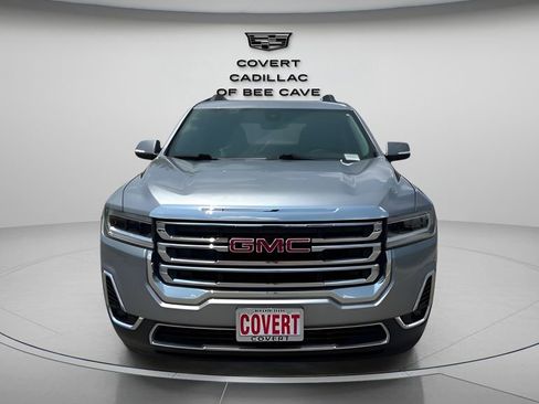 Used 2023 GMC Acadia SLT w/ Preferred Package image 2
