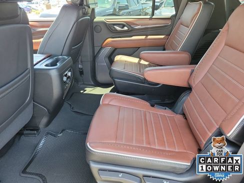 Used 2023 GMC Yukon Denali Ultimate AWD/4WD image 14