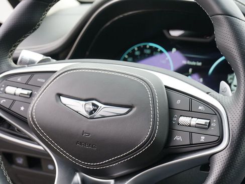 Used 2025 Genesis Electrified GV70 Advanced w/ Prestige Package image 25