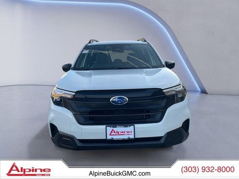 Used 2025 Subaru Forester image 8