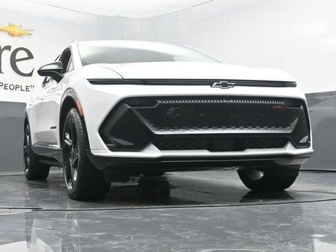Used 2025 Chevrolet Equinox EV RS w/ Active Safety Package 3 FWD image 3