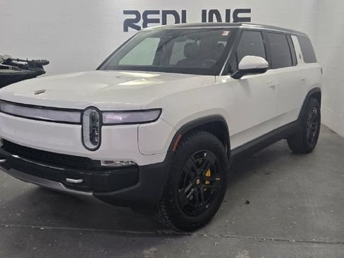 Used 2024 Rivian R1S Adventure AWD/4WD image 3