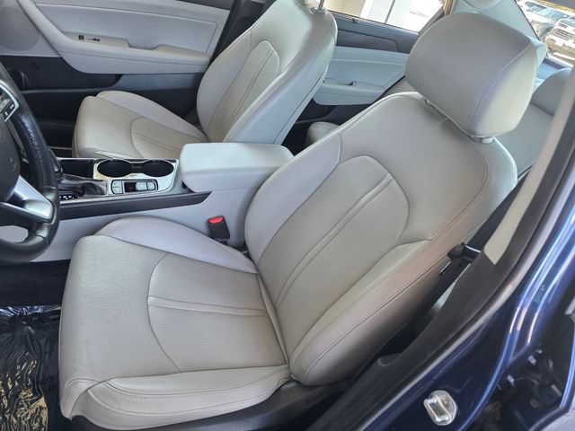 Used 2019 Hyundai Sonata Limited w/ Ultimate Package 04 FWD image 24