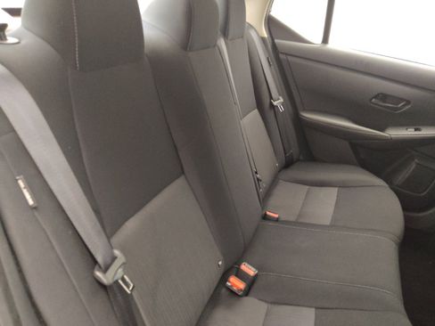 Used 2024 Nissan Sentra SV FWD image 19