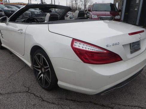 Used 2015 Mercedes-Benz SL 550 image 37