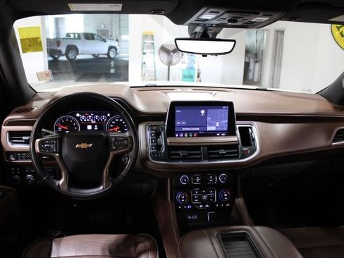 Used 2021 Chevrolet Tahoe High Country w/ Premium Package image 33