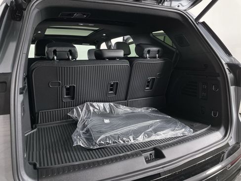 New 2026 Chevrolet Traverse High Country w/ LPO, Floor Liner Package image 88