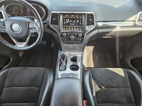 Used 2018 Jeep Grand Cherokee Trailhawk AWD/4WD image 15