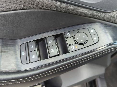 Certified 2022 Nissan Rogue SV image 26