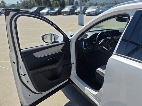 Certified 2024 MAZDA CX-90 Plug-In Hybrid w/ Preferred AWD/4WD image 42