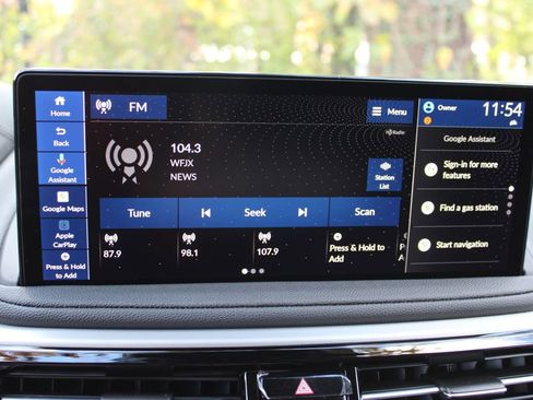 New 2026 Acura MDX SH-AWD image 16