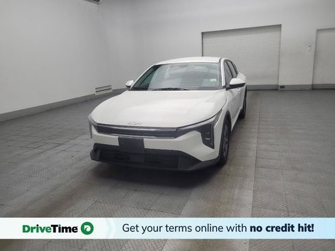 Used 2025 Kia K4 FWD image 1