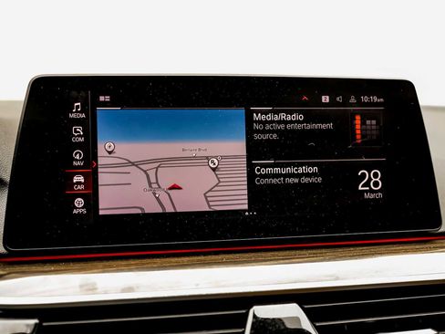 Used 2020 BMW 530i w/ Premium Package image 29