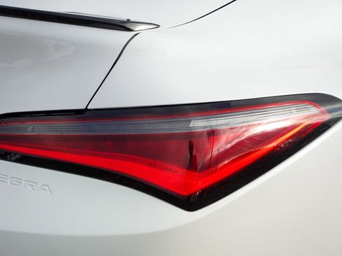 Used 2023 Acura Integra A-Spec image 9