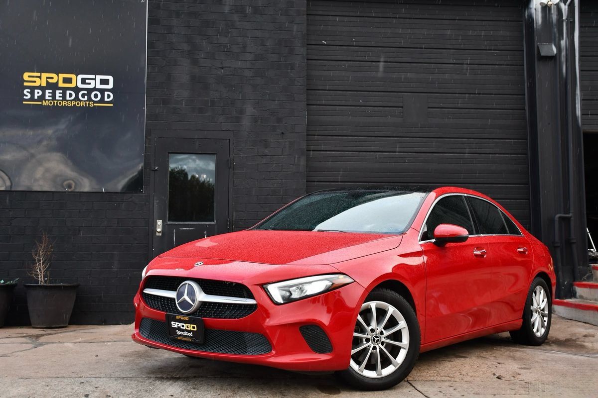 Used 2019 Mercedes-Benz A 220 4MATIC w/ Premium Package image 1