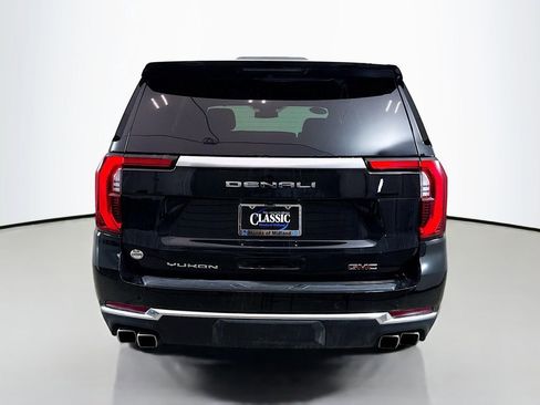 Used 2025 GMC Yukon Denali image 6