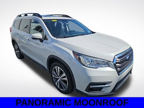 Used 2021 Subaru Ascent Premium w/ Sport Package image 3