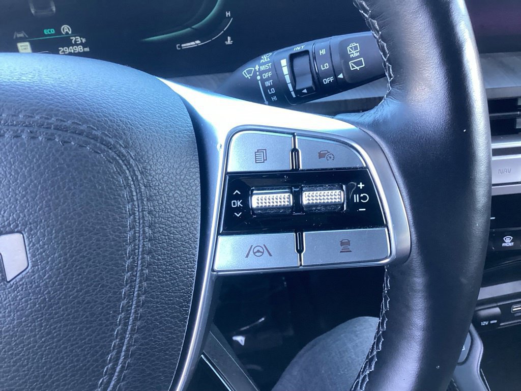 Used 2024 Kia Telluride EX w/ EX Captain's Chair Package AWD/4WD image 21