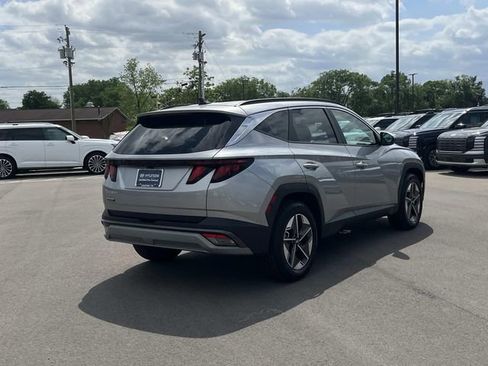 Certified 2025 Hyundai Tucson SEL image 5