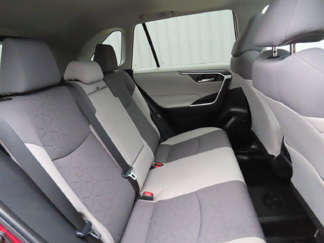Used 2022 Toyota RAV4 XLE w/ Convenience Package AWD/4WD image 30