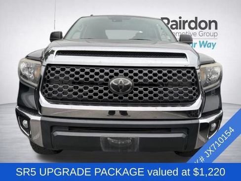 Used 2018 Toyota Tundra SR5 w/ SR5 Upgrade Package AWD/4WD image 2