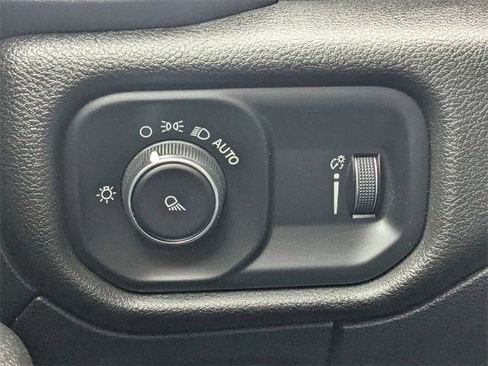 Used 2023 RAM 1500 Big Horn image 22